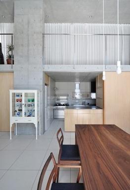 囲み庭の家 La Casa col Cortiletto Interno - by mcja