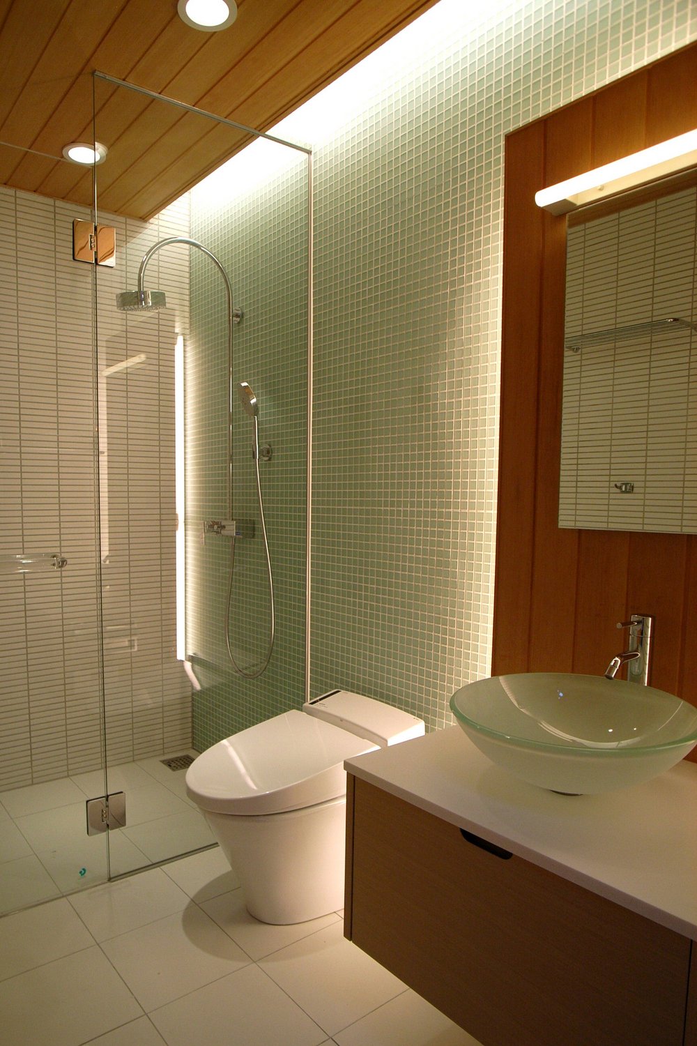 雷山の別荘｜ベッドルームのシャワールーム