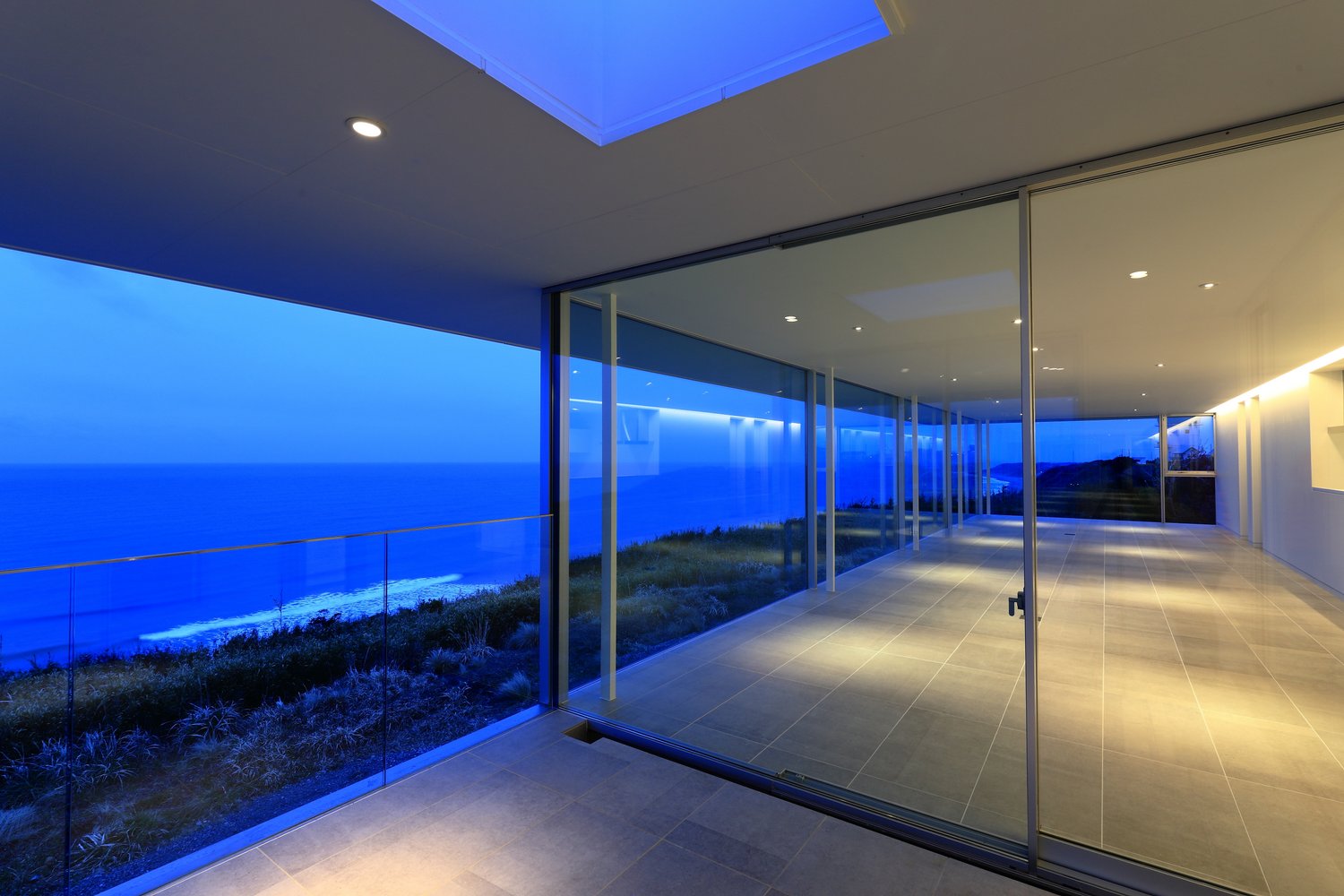 水平線の家｜アウトドアリビング