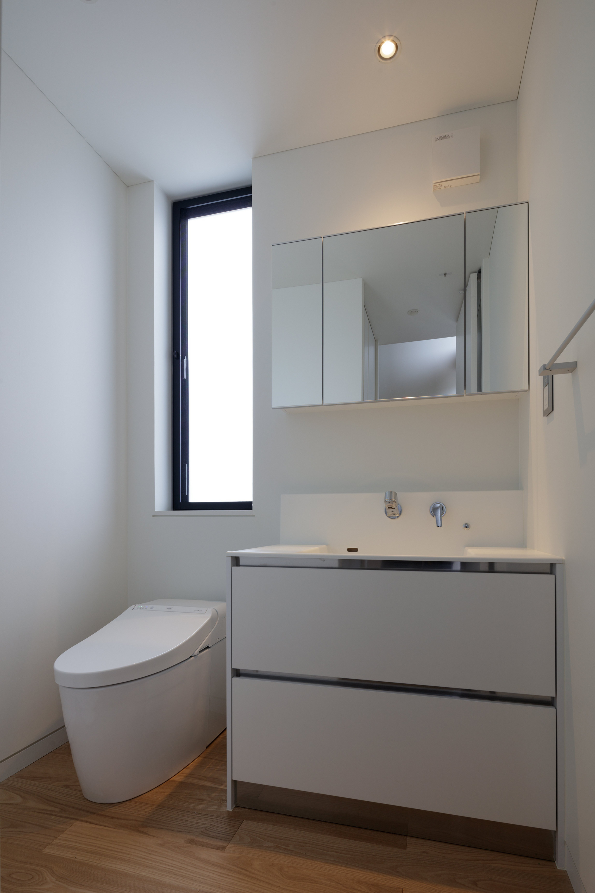 佐倉の別荘｜トイレ