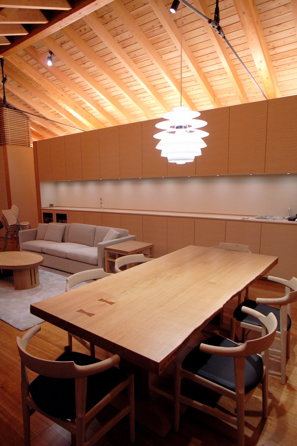 雷山の別荘｜リビングダイニング