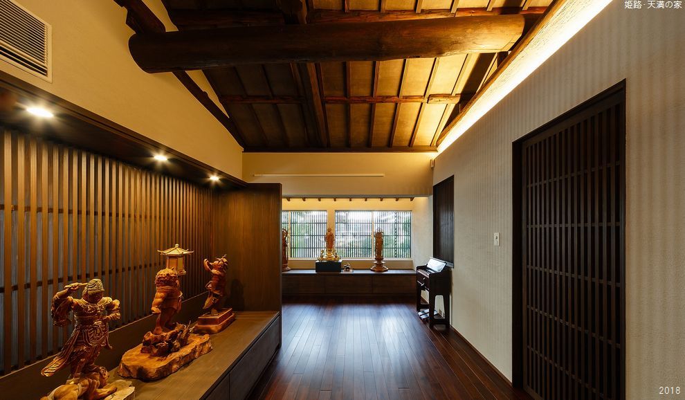 部屋全体の空間と照明