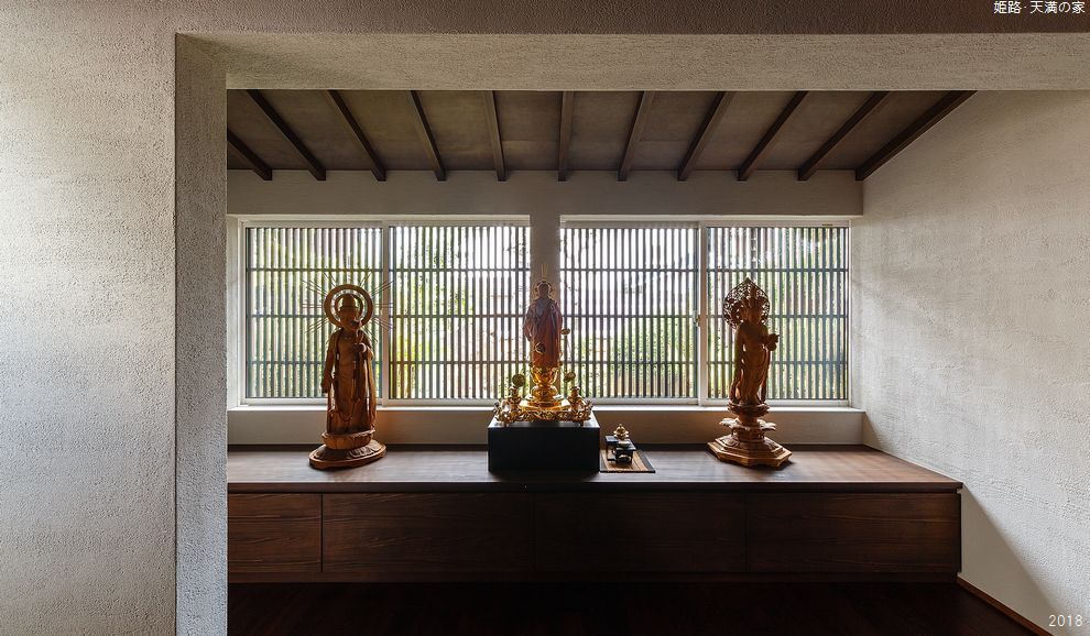 仏像の展示コーナー