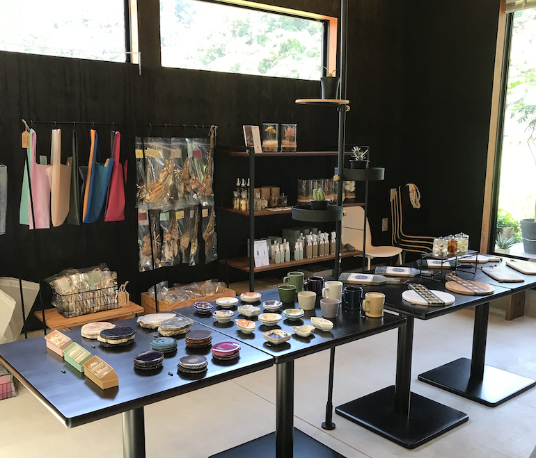 インテリア鎌倉市常盤 ギャラリー＆雑貨　カフェ 店舗併用住宅フルリノベーション