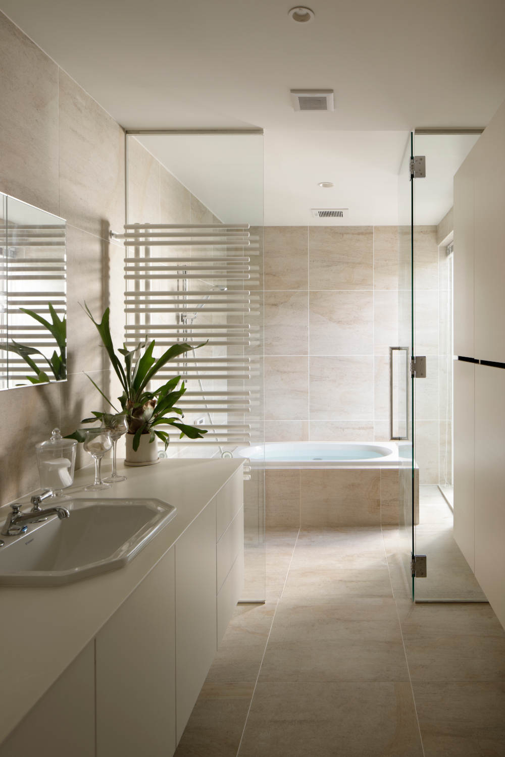 洗面脱衣室+浴室