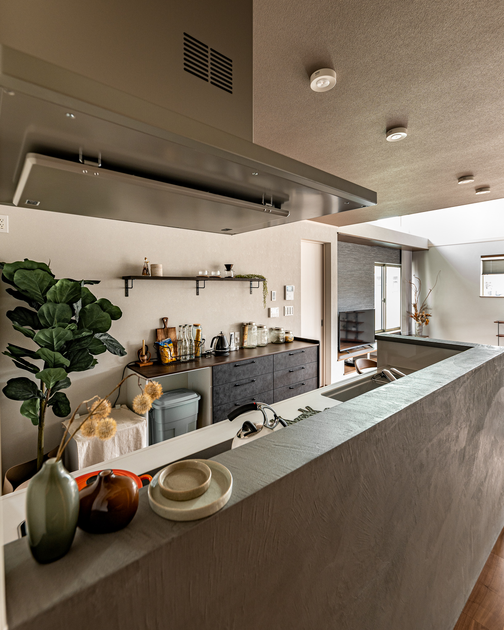 モールテックス腰壁キッチン