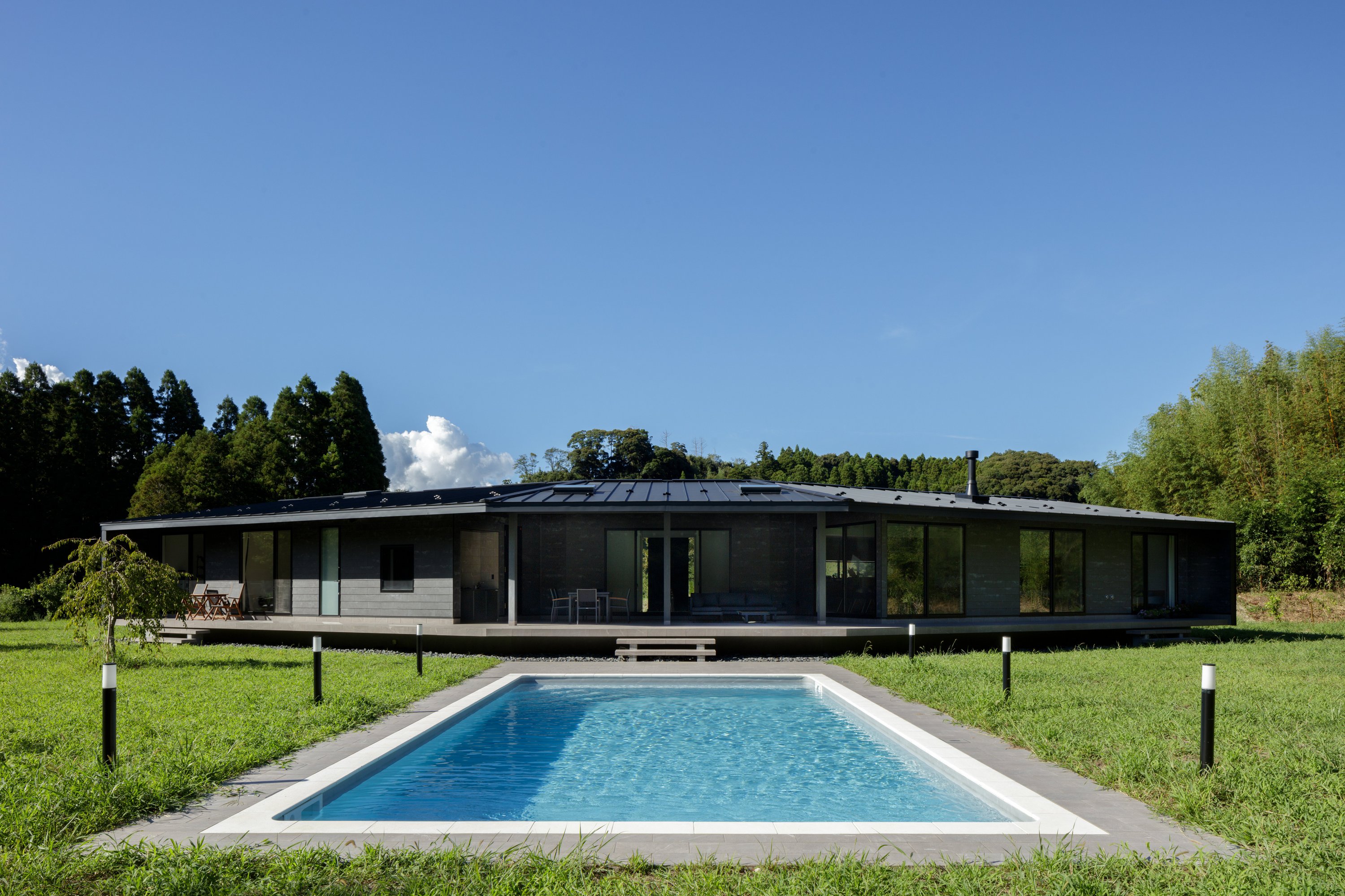 長南町のヴィラ　建物外観