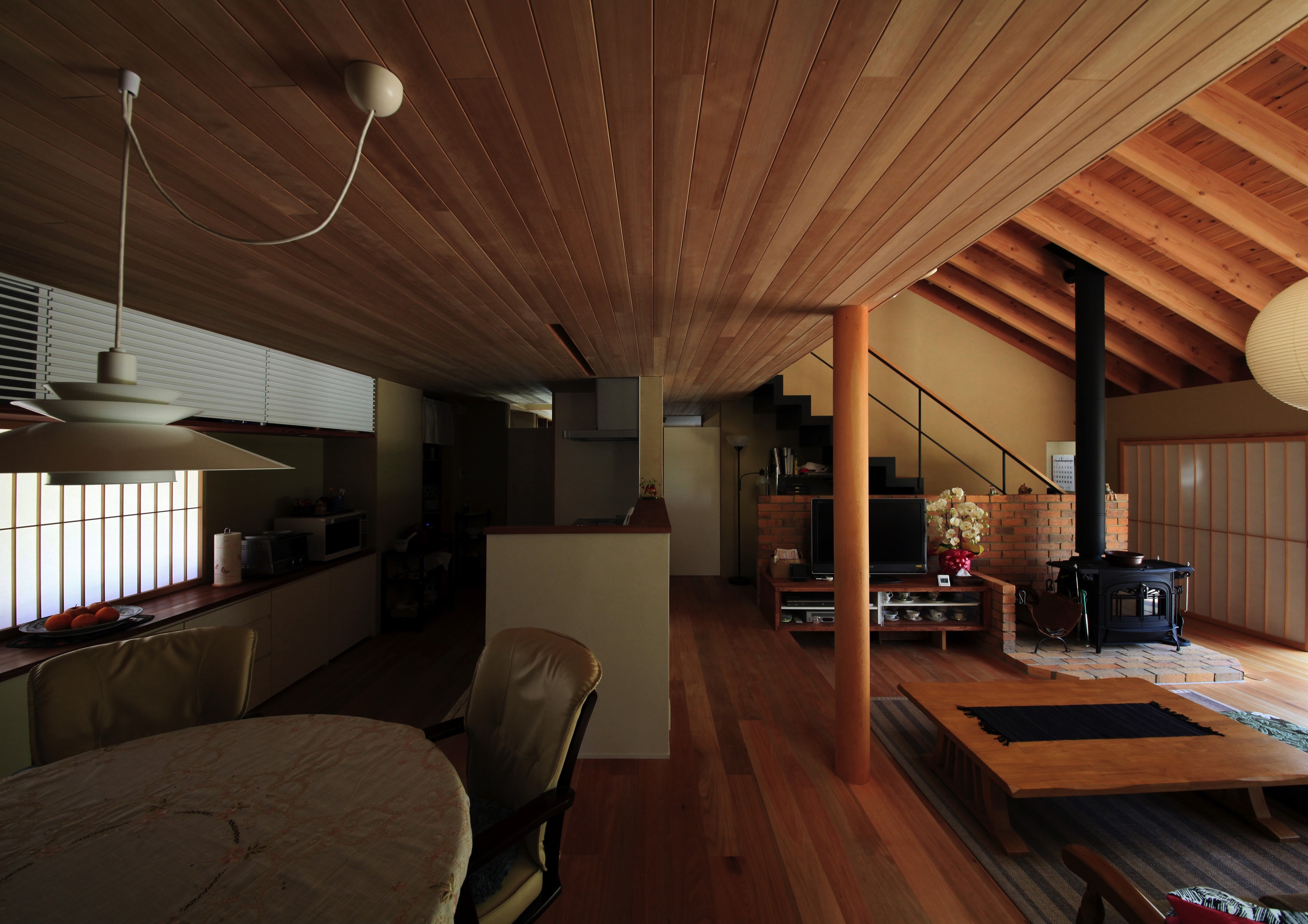 大屋根の家