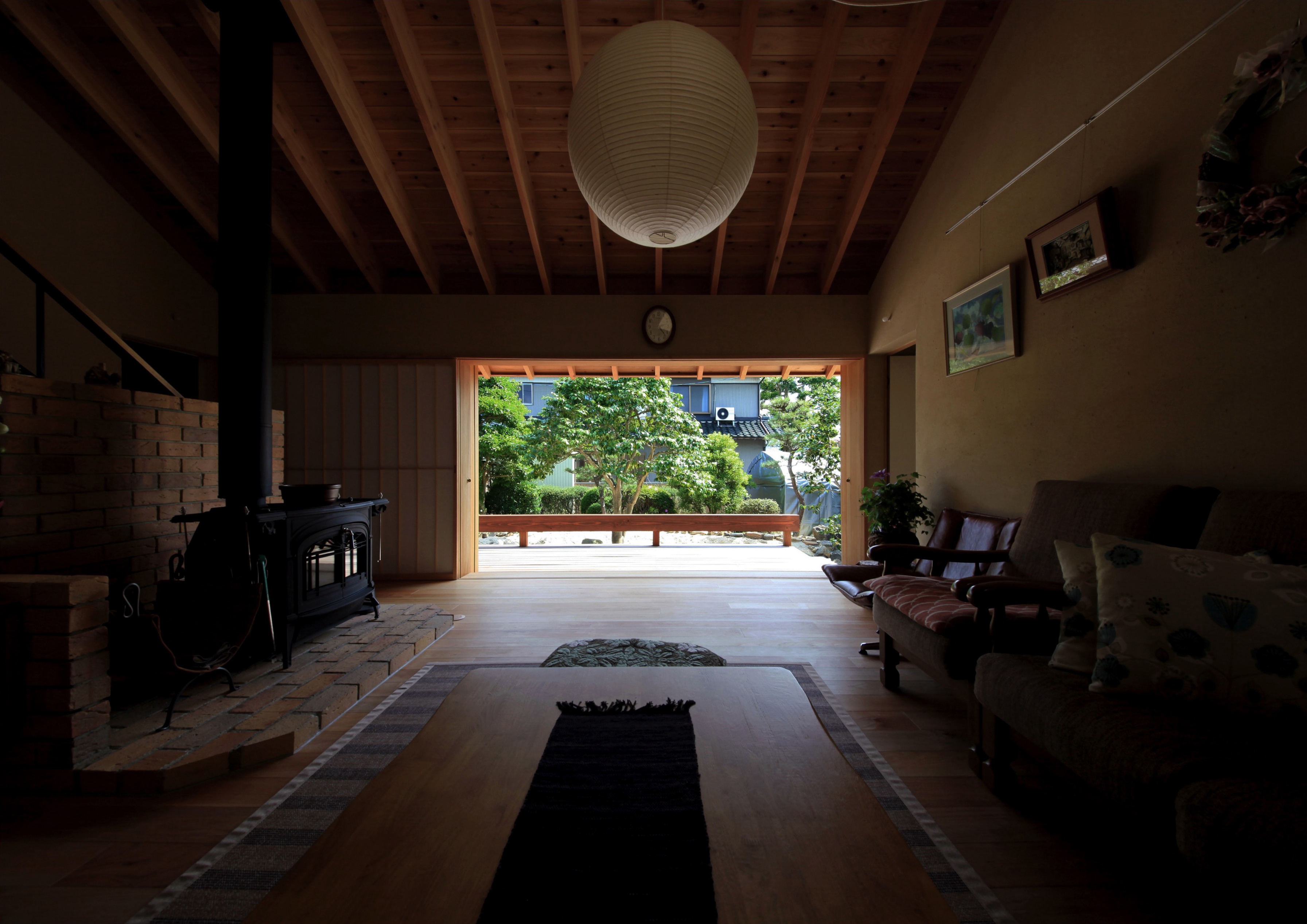 大屋根の家