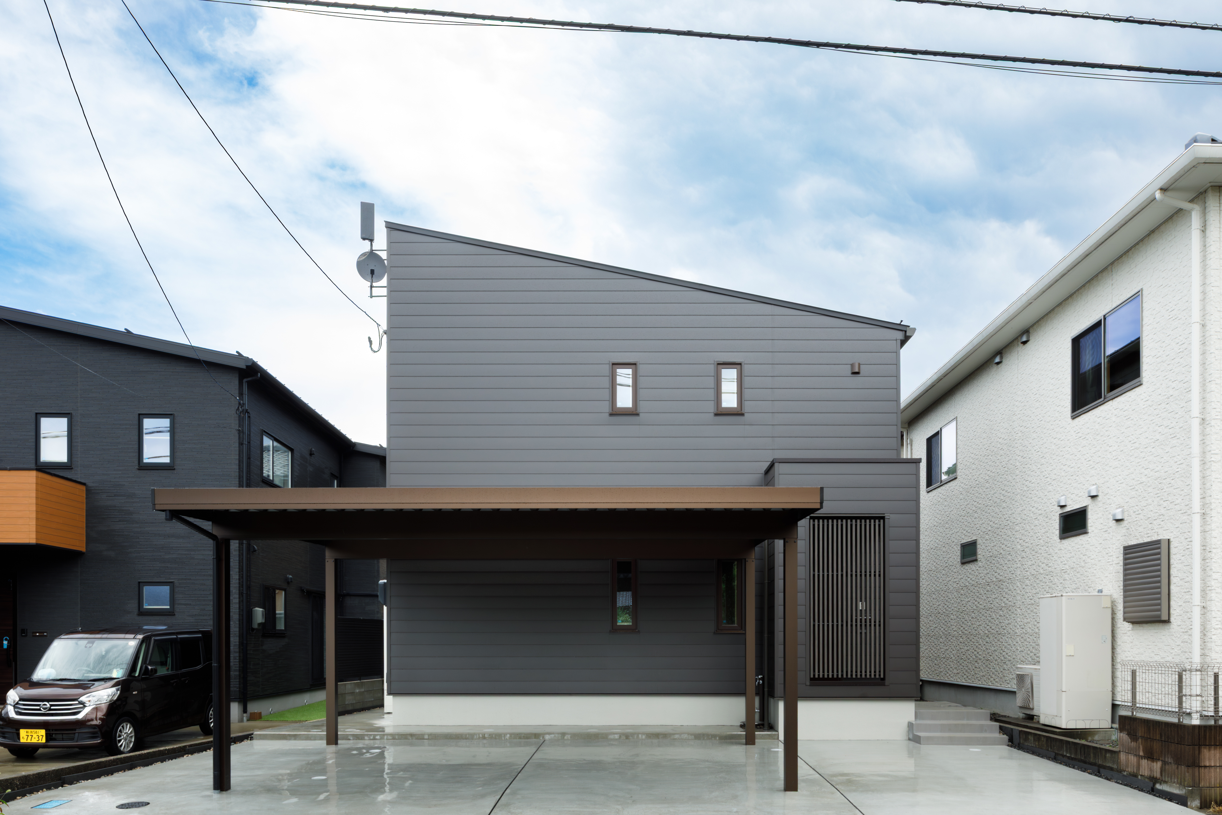 シンプルにまとめた外観