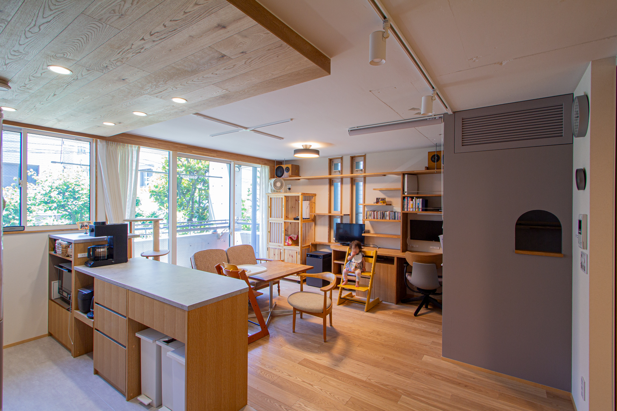 開放的なリビング・ダイニング・キッチ