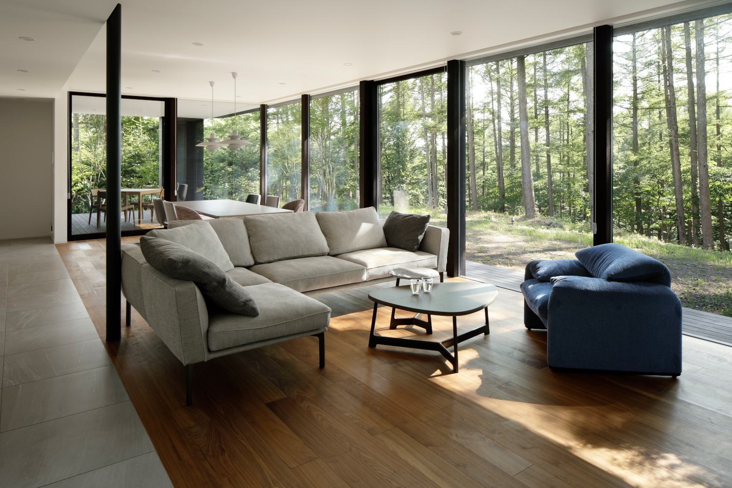 リビングダイニング