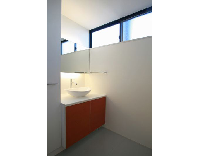 カフェのある家　洗面室