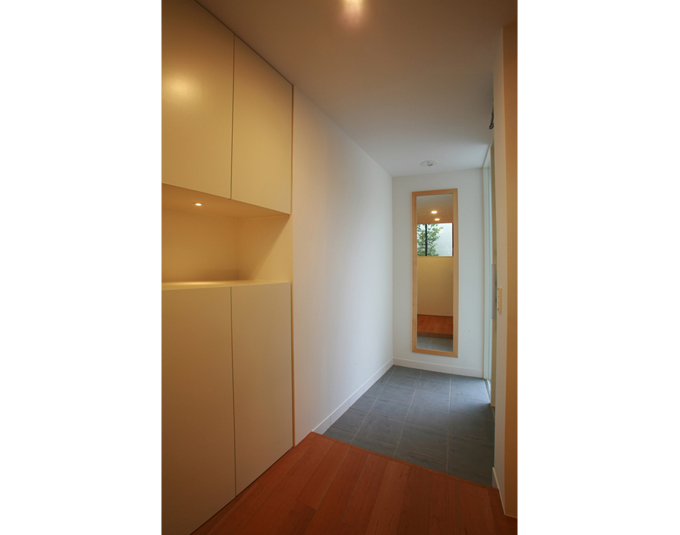 シンプルモダンな玄関