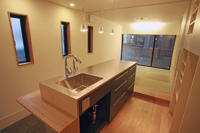 カフェのキッチンカウンター