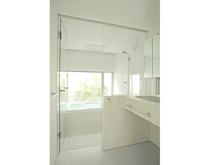 緑の見える洗面室