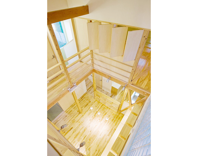 吹き抜けは空気循環して家中同じ環境に