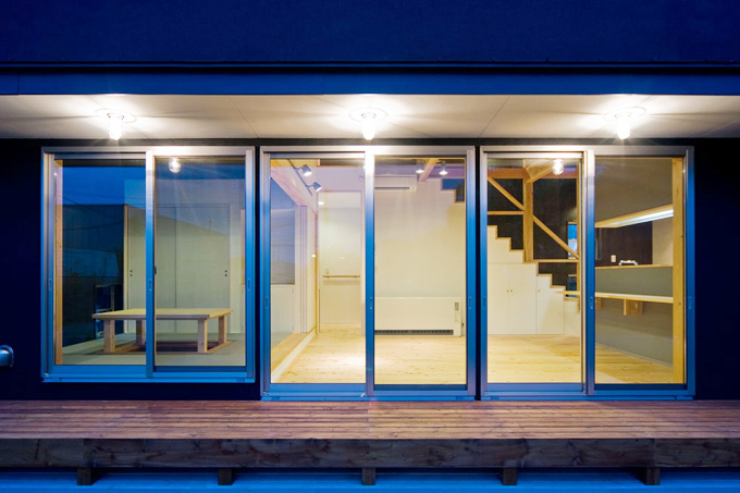 南側全面に設けた縁側