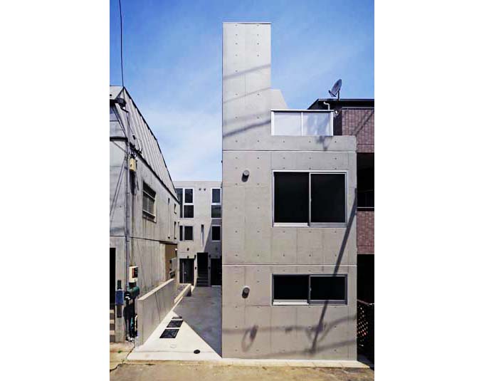 超・変形敷地に計画された都市型集合住宅