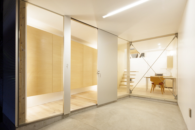 アルミフラッシュ吊り扉