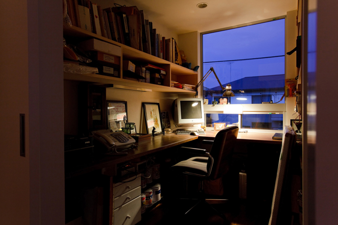 北側開口を利用した書斎