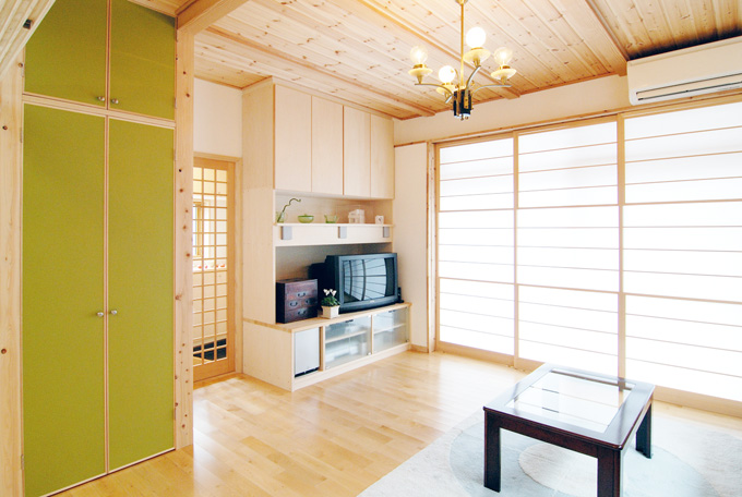 フレキシブルに対応できる居間