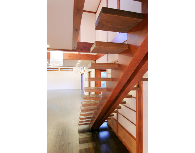 意匠を凝らした階段