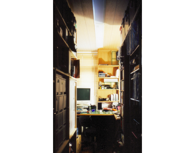 廊下からできた書斎