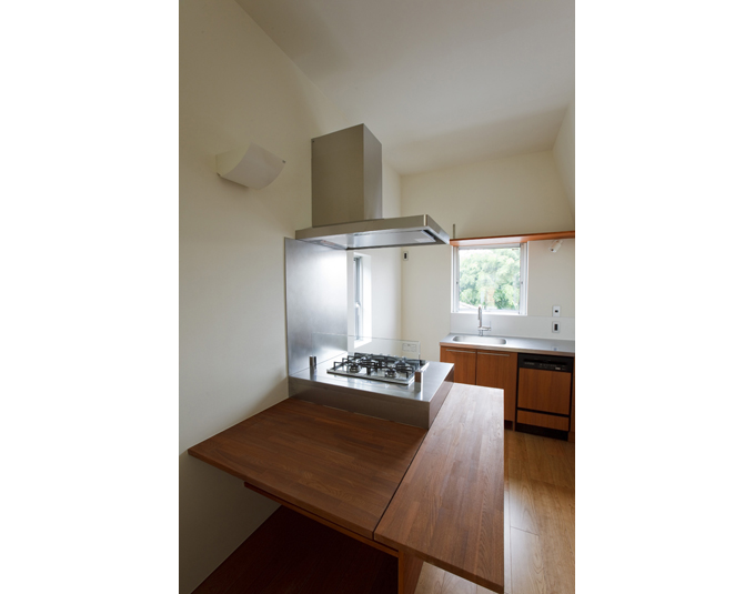 囲炉裏のダイニングテーブル