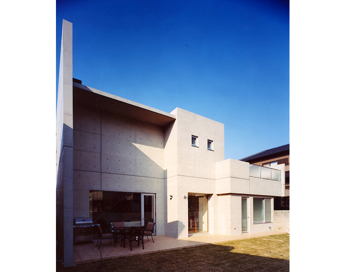 フラットなコンクリート打放し