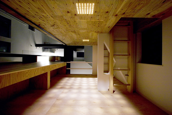 解放された4層目にある床下収納