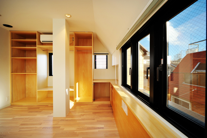 寝室のクローゼット