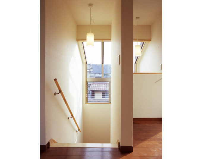 階段踊り場のトップライト