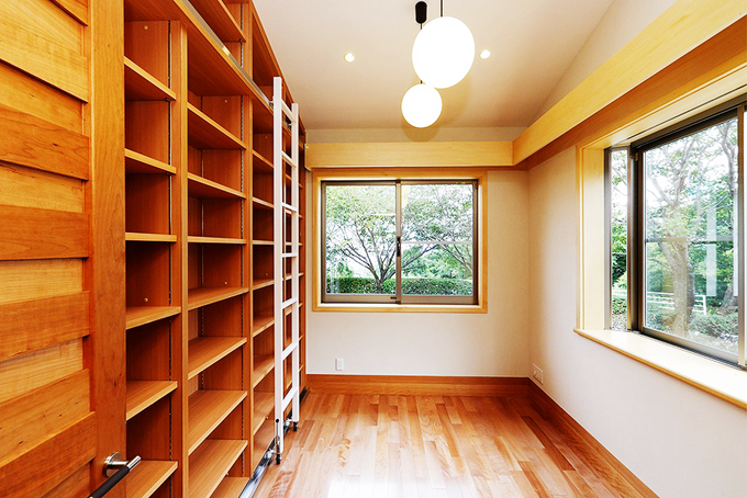 さくらを眺められる書斎