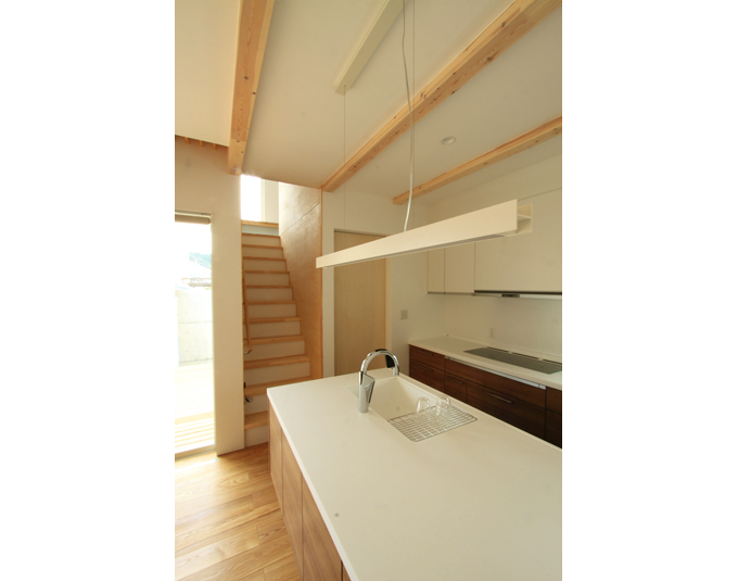 壁面コンロとアイランドコンロ