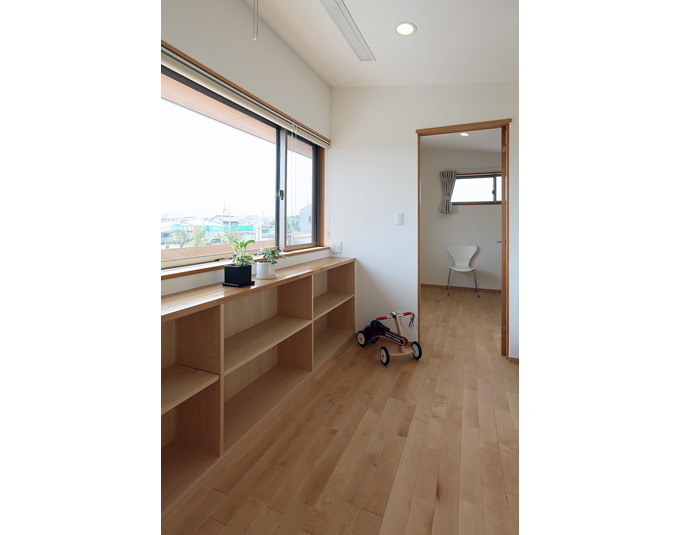 室内干しと読書ができる2階洗面・ホール