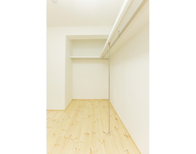 一室まるごとウオークインクローゼットに