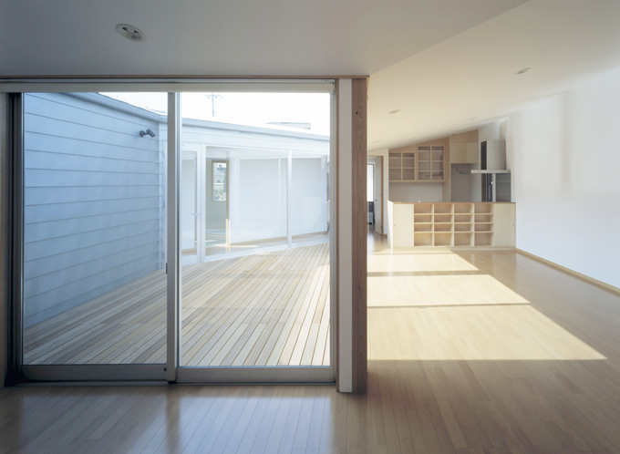 リビングと同じ広さの中庭