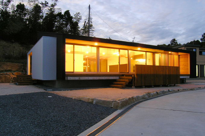 庇の架かった大開口