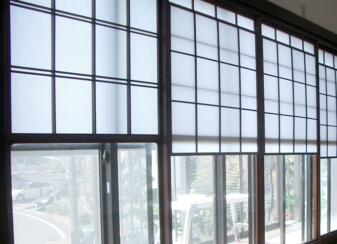 猫間障子で和洋折衷の空間作り