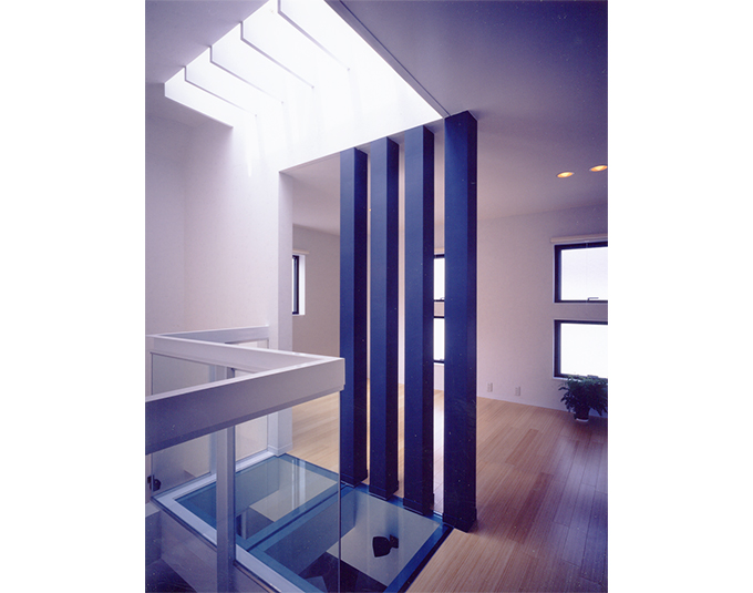 階段とブリッジ、拡がりを