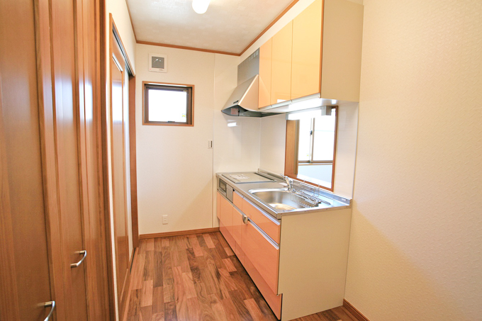 コンパクトに配置されたセカンドキッチン