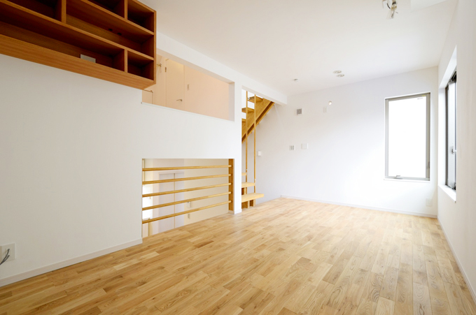 オリジナルの壁面収納