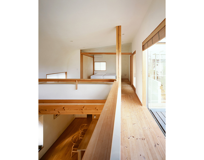 寝室へ続く2階廊下