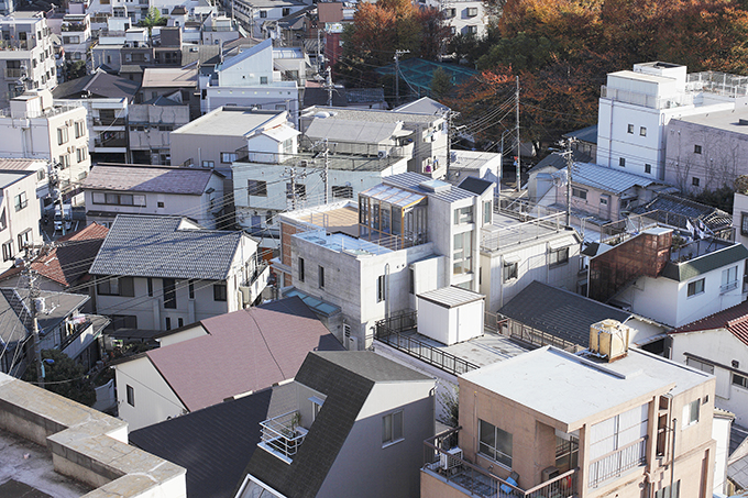 周囲に馴染みながらも個性を放つ