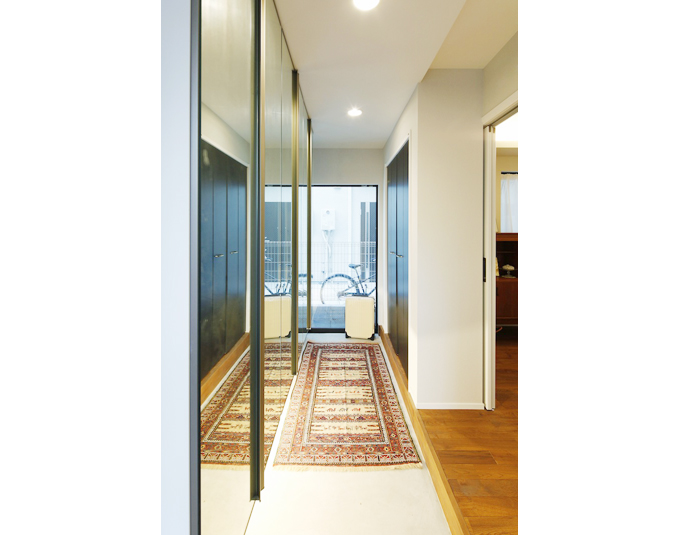 廊下に配置したクローゼットで収納力ＵＰ