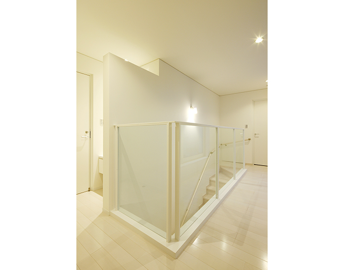 採光のとれた階段