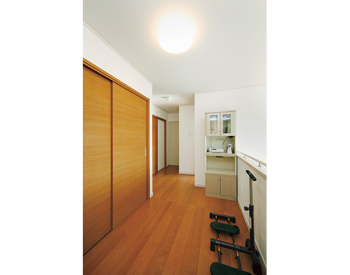 フローリングの廊下