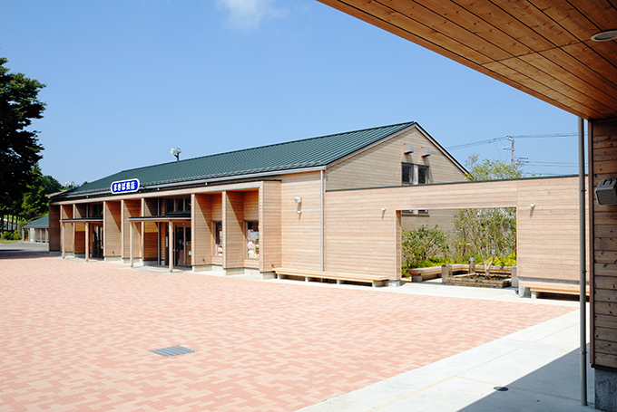 自然素材の優しい外観