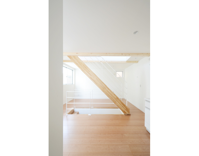 中央に階段を配した2階のＬＤＫ